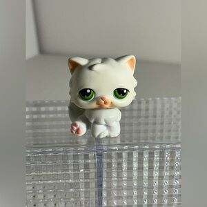 Vintage Littlest Pet Shop White Persian Cat Green Eyes